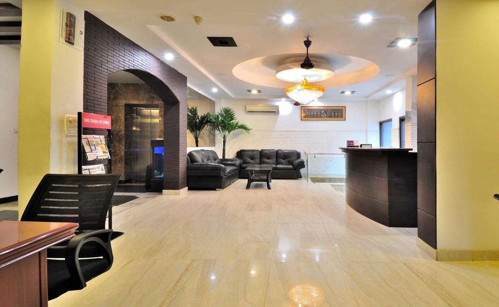 Arihant Inn-Near Blk Hospital Ню Делхи Екстериор снимка