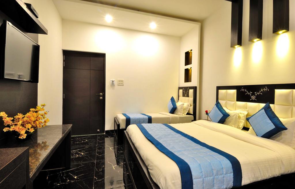 Arihant Inn-Near Blk Hospital Ню Делхи Екстериор снимка