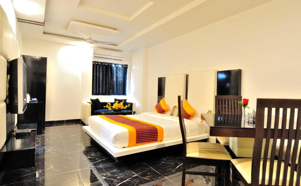 Arihant Inn-Near Blk Hospital Ню Делхи Екстериор снимка