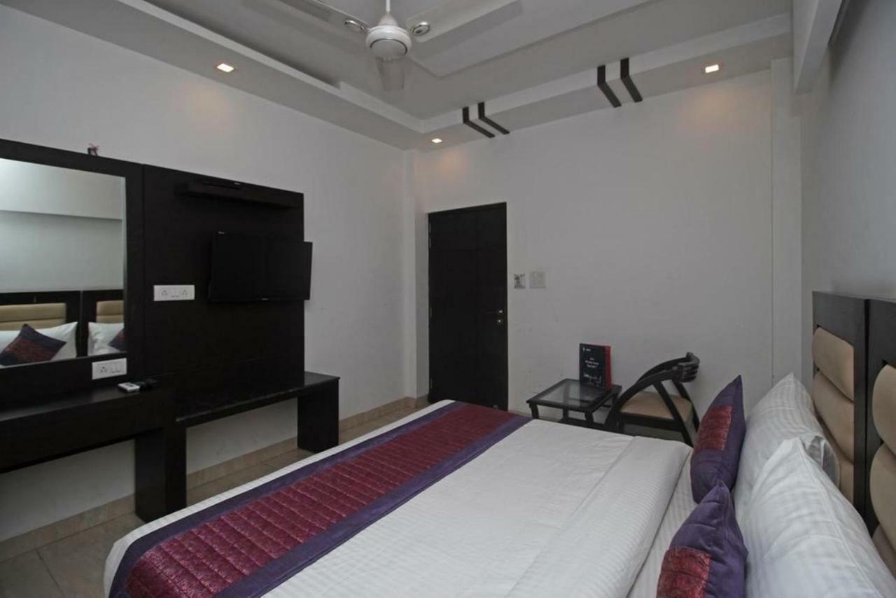 Arihant Inn-Near Blk Hospital Ню Делхи Екстериор снимка