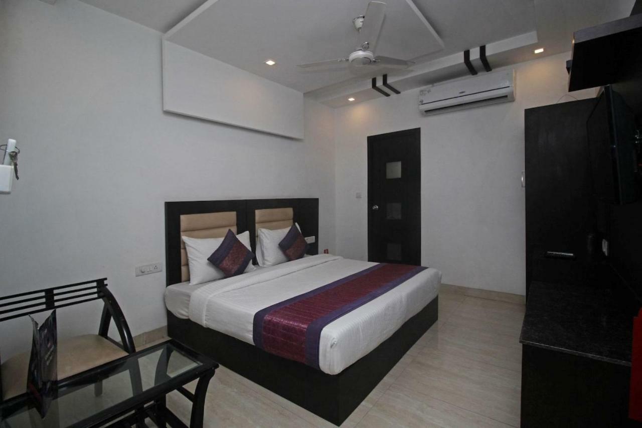 Arihant Inn-Near Blk Hospital Ню Делхи Екстериор снимка